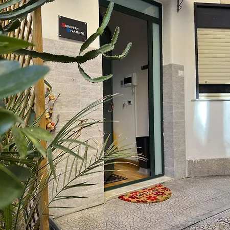 European - Town Center Self Check-in Apartment Catania